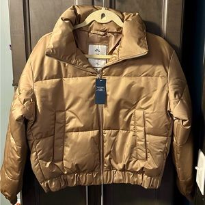 NWT Abercrombie & Fitch Vegan Leather Mini Ultra Puffer XS